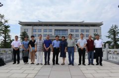 中殡协、殡葬标委会调研组座谈会在腾博会官网举行