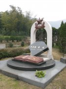 名人墓碑应该怎样设计？？？？？探索永恒印记的艺术与思索